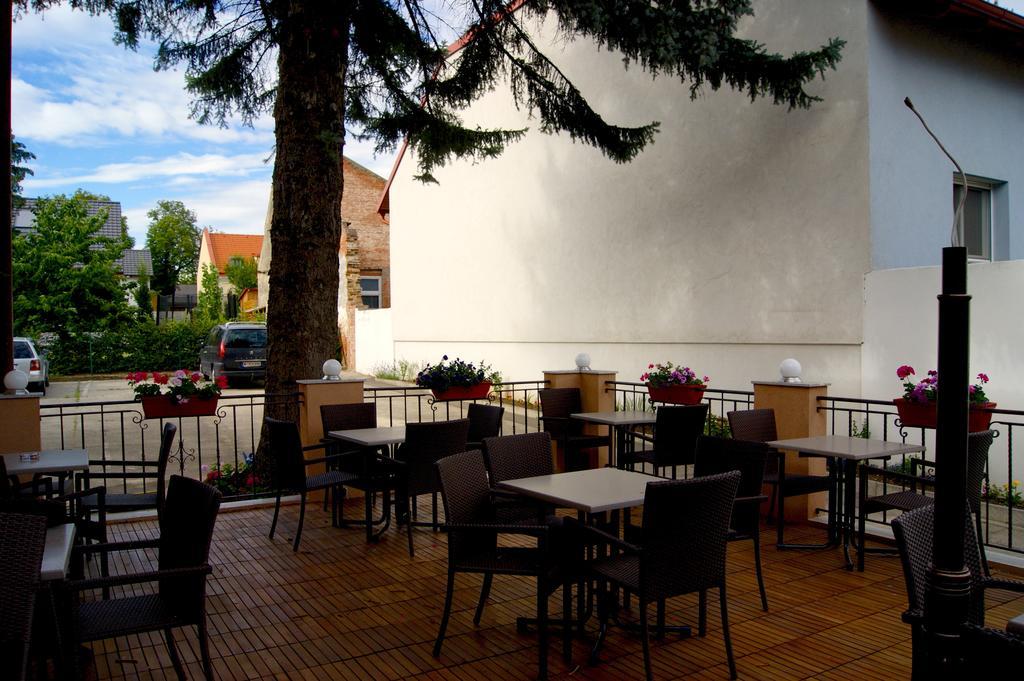 Cafe 168 Bed & Breakfast Wien Eksteriør bilde