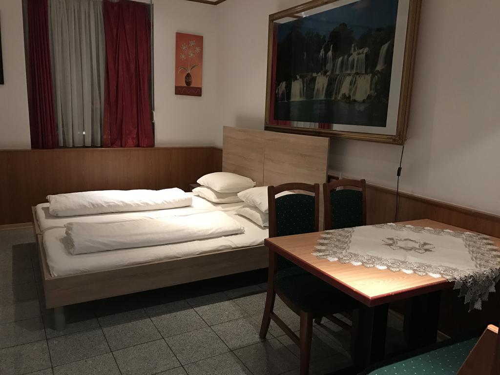 Cafe 168 Bed & Breakfast Wien Eksteriør bilde
